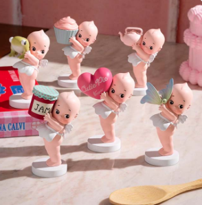 Kewpie Hold'g Things BB