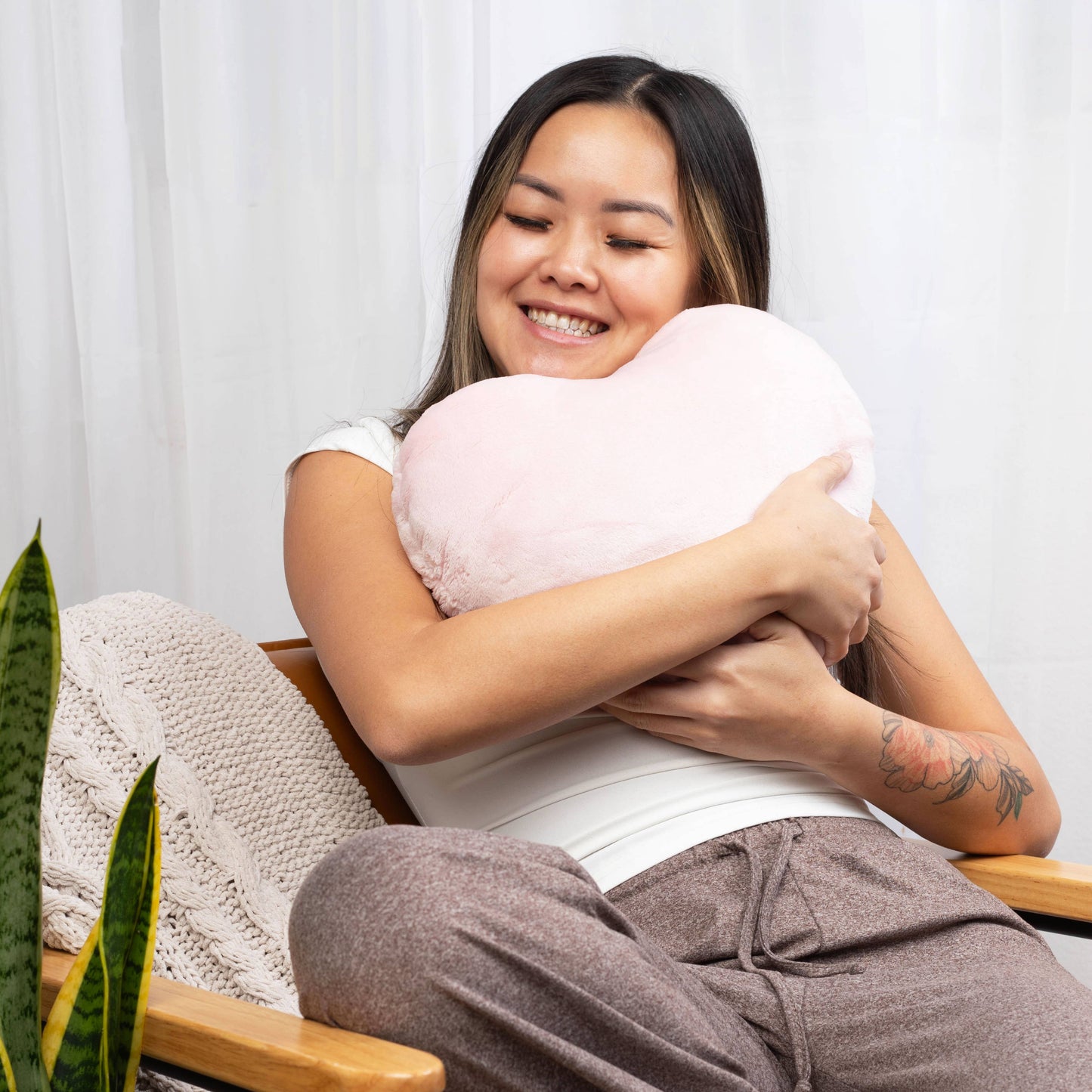 Heart to Hug Pillow - Peaceful Pink
