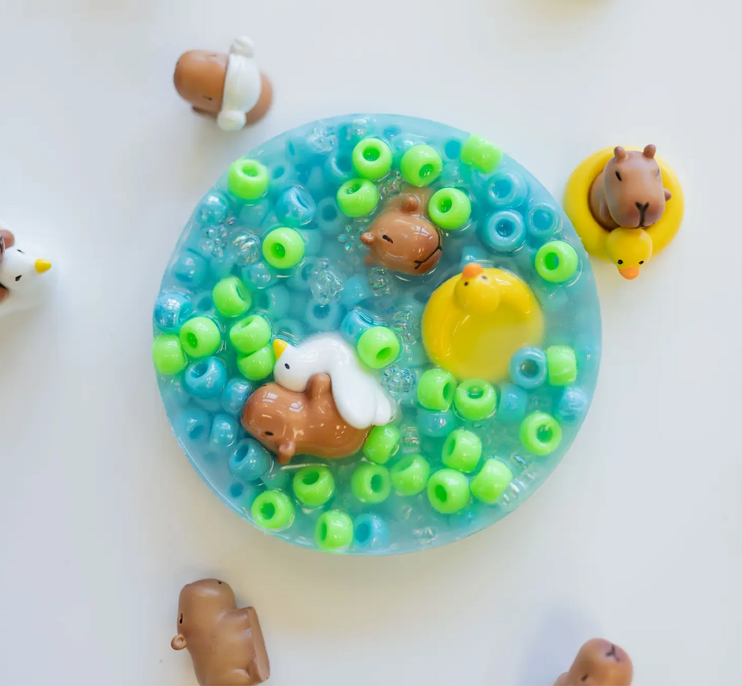 Capybara Pond Picking Pad